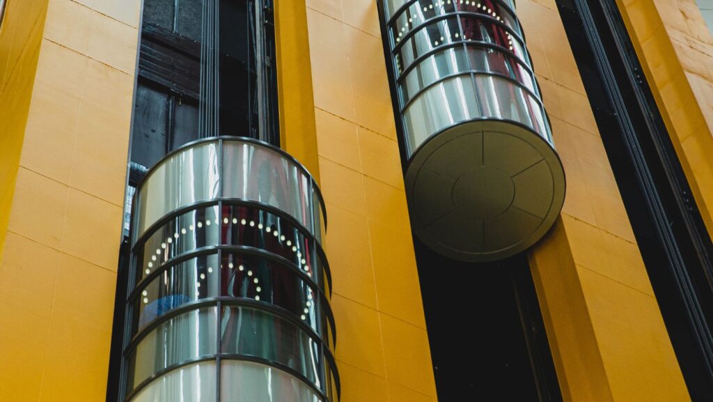 6 Benefits of Installing an Elevator at TreeLeftBigShop